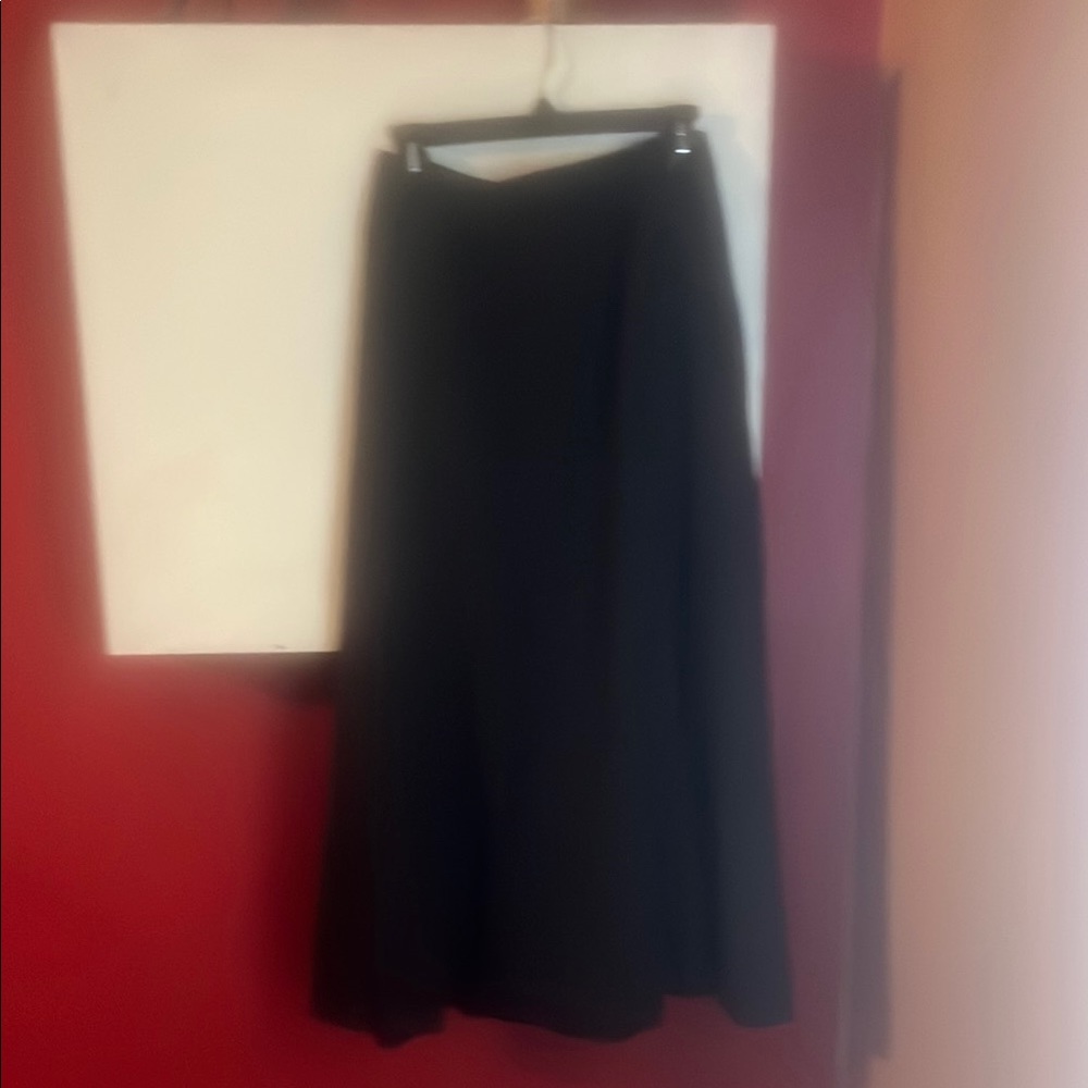 Jones New York Elegant Black Maxi Skirt